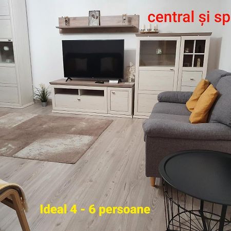 Mia Central Apart, 3 Rooms, 2 Baths, Afi Mall Brasov Bagian luar foto