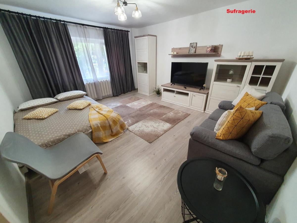 Mia Central Apart, 3 Rooms, 2 Baths, Afi Mall Brasov Bagian luar foto